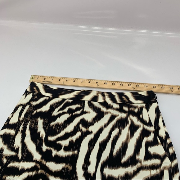 Ann Taylor Skirt Size 8 Pencil Animal Print Pocket - Picture 6 of 8
